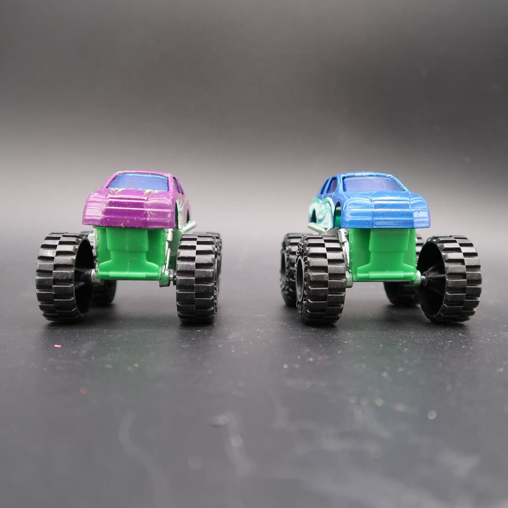 Greenbrier International Toy Monster Trucks 4x4 Set of 2 1:64 Scale Plastic